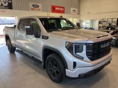 Used 2022  GMC Sierra 1500 4WD Crew Cab Elevation at Maxx Loans near St. Adrian, MI