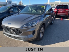 Used 2022 Ford Escape SE AWD at Suburban Ford of Sterling Heights near Sterling Heights, MI
