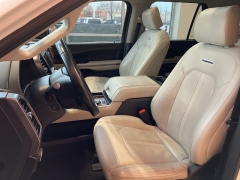 Used 2021 Ford Expedition Platinum 4x4 at Maxx Loans near ,