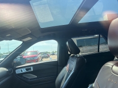 Used 2020 Ford Explorer 4d SUV 4WD Platinum 3.0L EcoBoost at Suburban Ford of Sterling Heights near Sterling Heights, MI