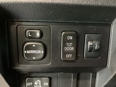 Used 2016 Toyota Tundra 4WD Truck Double Cab 5.7L V8 6-Spd AT (Natl) at Maxx Loans near St. Adrian, MI