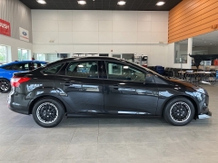 Used 2013 Ford Focus 4d Sedan S at Maxx Loans near St. Adrian, MI
