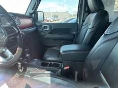 Used 2021 Jeep Gladiator Rubicon 4x4 at Maxx Loans near ,
