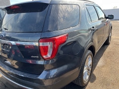 Used 2017  Ford Explorer 4d SUV 4WD XLT at Maxx Loans near St&period; Adrian&comma; MI