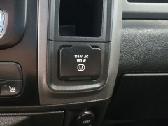 Used 2019  Ram 1500 Classic Express 4x4 Crew Cab 5'7" Box at Maxx Loans near St&period; Adrian&comma; MI