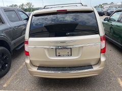 Used 2013 Chrysler Town & Country 4d Wagon Touring at Maxx Loans near St. Adrian, MI