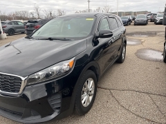 Used 2019  Kia Sorento L FWD at Maxx Loans near St. Adrian, MI
