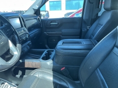 Used 2019 GMC Sierra 1500 4WD Crew Cab Denali at Suburban Ford of Sterling Heights near Sterling Heights, MI