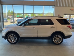 Used 2015 Ford Explorer 4d SUV 4WD XLT at Suburban Ford of Sterling Heights near Sterling Heights, MI