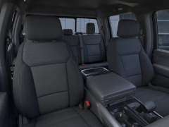 New 2025 Ford F-150 XLT 4WD SuperCrew Box at Suburban Ford of Sterling Heights near Sterling Heights, MI