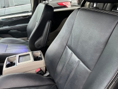 Used 2013  Chrysler Town & Country 4d Wagon Touring at Maxx Loans near St&period; Adrian&comma; MI
