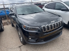 Used 2019 Jeep Cherokee Latitude Plus 4x4 at Maxx Loans near St. Adrian, MI