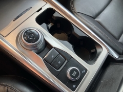 Used 2022 Ford Explorer XLT 4WD at Suburban Ford of Sterling Heights near Sterling Heights, MI