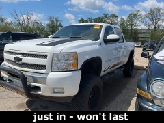 Used 2010 Chevrolet Silverado 1500 4WD Crew Cab LT at Maxx Loans near ,