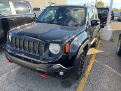 Used 2023  Jeep Renegade Trailhawk 4x4 at Maxx Loans near St. Adrian, MI