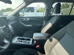 Used 2023  Ford Explorer XLT 4WD at Maxx Loans near St&period; Adrian&comma; MI
