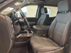 Used 2019  Chevrolet Silverado 1500 4WD Crew Cab 147" RST at Maxx Loans near St&period; Adrian&comma; MI