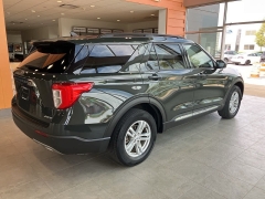 Used 2022 Ford Explorer XLT 4WD at Suburban Ford of Sterling Heights near Sterling Heights, MI