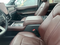 Used 2023  Ford Expedition Limited 4x4 at Maxx Loans near St. Adrian, MI