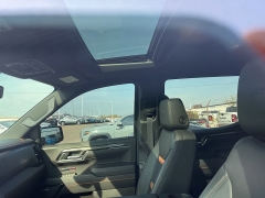 Used 2022 GMC Sierra 1500 4WD Crew Cab AT4 at Suburban Ford of Sterling Heights near Sterling Heights, MI