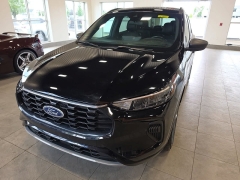 Used 2024  Ford Escape ST-Line AWD at Maxx Loans near St&period; Adrian&comma; MI