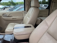 Used 2008 Cadillac Escalade ESV AWD 4dr at Suburban Ford of Sterling Heights near Sterling Heights, MI