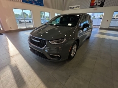  2025 Chrysler Pacifica Select FWD at Maxx Loans near St&period; Adrian&comma; MI