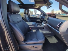 New 2025 Ford Expedition Platinum 4x4 at Suburban Ford of Sterling Heights near Sterling Heights, MI
