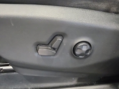 Used 2021  Chrysler Pacifica Limited AWD at Maxx Loans near St&period; Adrian&comma; MI