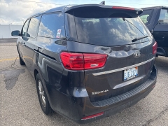 Used 2021  Kia Sedona LX FWD at Maxx Loans near St&period; Adrian&comma; MI