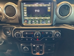 Used 2021  Jeep Wrangler Unlimited Sahara 4x4 at Maxx Loans near St&period; Adrian&comma; MI