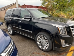 Used 2019 Cadillac Escalade 4d SUV 4WD Platinum at Suburban Ford of Sterling Heights near Sterling Heights, MI