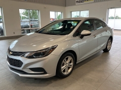 Used 2017 Chevrolet Cruze 4d Sedan LT Auto at Maxx Loans near St. Adrian, MI