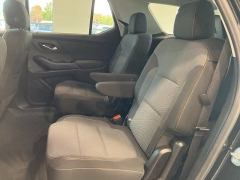 Used 2021  Chevrolet Traverse FWD 4dr LT Cloth w/1LT at Maxx Loans near St. Adrian, MI