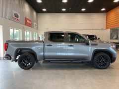Used 2021 GMC Sierra 1500 4WD Crew Cab at Maxx Loans near St. Adrian, MI