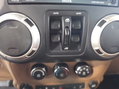 Used 2016  Jeep Wrangler Unlimited 4WD 4dr Sahara at Maxx Loans near St&period; Adrian&comma; MI