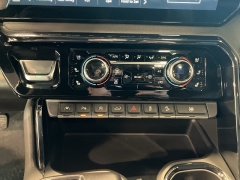 Used 2022  GMC Sierra 1500 4WD Crew Cab AT4 at Maxx Loans near St. Adrian, MI