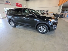 Used 2018  Kia Sorento L FWD at Maxx Loans near St&period; Adrian&comma; MI