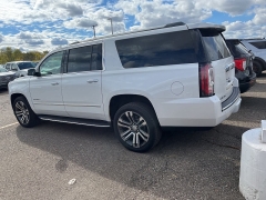 Used 2017 GMC Yukon XL 4d SUV 4WD Denali at Maxx Loans near St. Adrian, MI