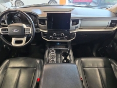 Used 2022  Ford Expedition XLT 4x4 at Maxx Loans near St&period; Adrian&comma; MI
