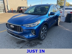 Used 2023  Ford Escape Platinum AWD at Maxx Loans near St. Adrian, MI