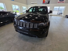 Used 2019  Jeep Grand Cherokee Altitude 4x4 at Maxx Loans near St&period; Adrian&comma; MI