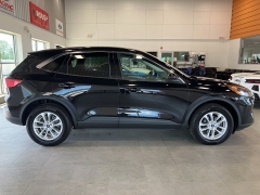 Used 2021 Ford Escape SE AWD at Suburban Ford of Sterling Heights near Sterling Heights, MI