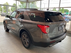 Used 2022 Ford Explorer XLT 4WD at Suburban Ford of Sterling Heights near Sterling Heights, MI