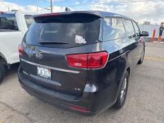 Used 2021  Kia Sedona LX FWD at Maxx Loans near St&period; Adrian&comma; MI