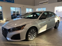  2025 Nissan Altima SV FWD at Maxx Loans near St&period; Adrian&comma; MI