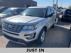 Used 2017 Ford Explorer 4d SUV 4WD XLT Ecoboost at Suburban Ford of Sterling Heights near Sterling Heights, MI