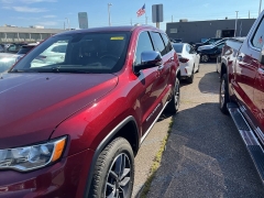 Used 2020 Jeep Grand Cherokee Limited 4x4 at Suburban Ford of Sterling Heights near Sterling Heights, MI