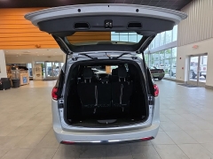 Used 2026  Chrysler Pacifica Limited FWD at Maxx Loans near St&period; Adrian&comma; MI
