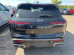 Used 2022 INFINITI QX60 LUXE AWD at Suburban Ford of Sterling Heights near Sterling Heights, MI